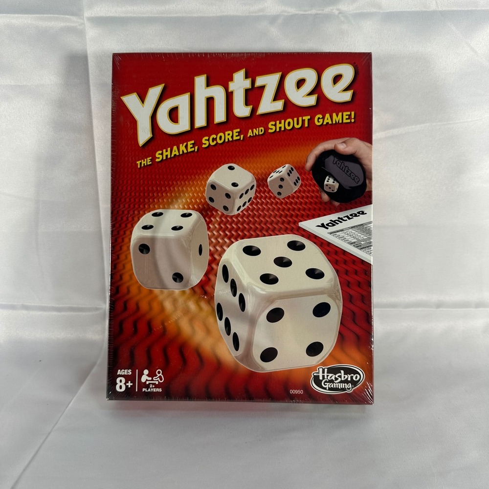Hasbro Gaming Yahtzee Classic Dice Game New Factory Sealed 00950 Ages‎ 8+